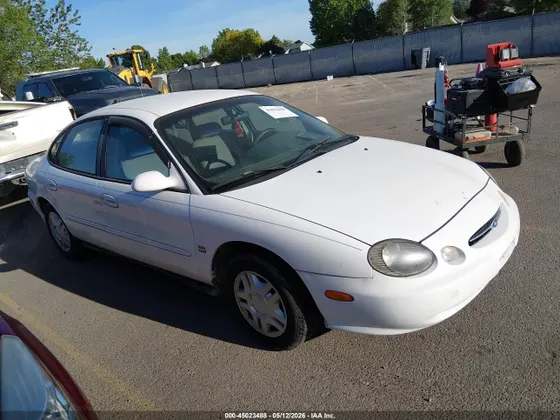 1999 Ford Taurus SE