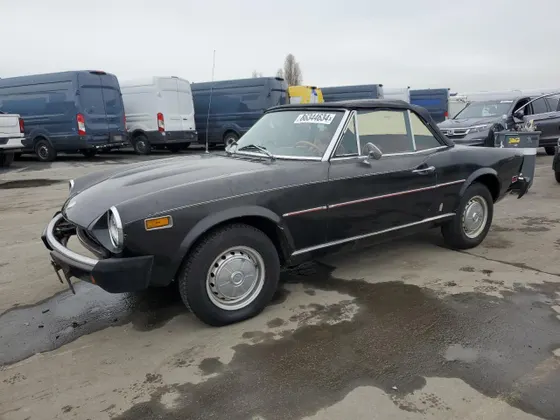 1975 FIAT 124 Spider SPIDER