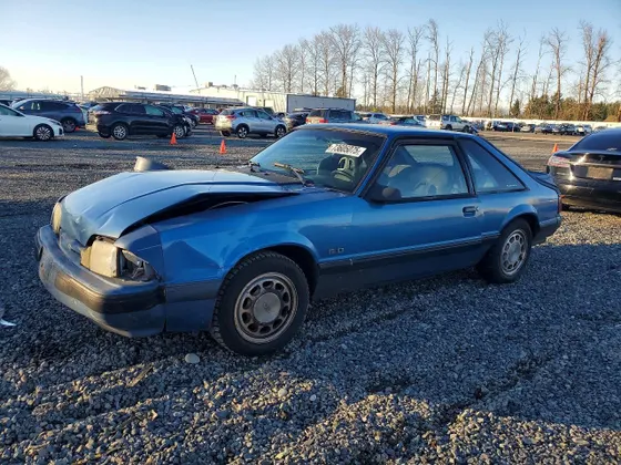 1989 Ford Mustang