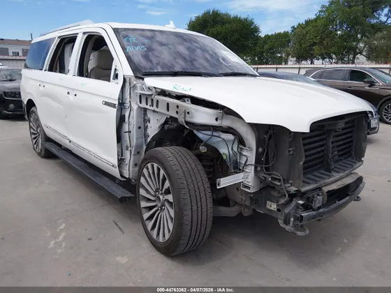 2020 Lincoln Navigator L Reserve