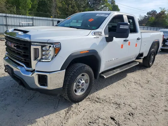 2022 GMC Sierra 2500HD Pro