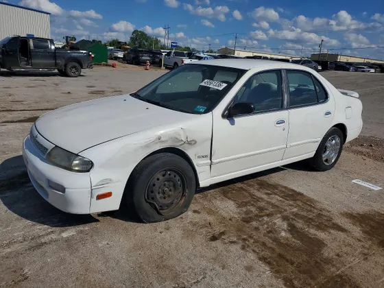 1994 Nissan Altima GLE