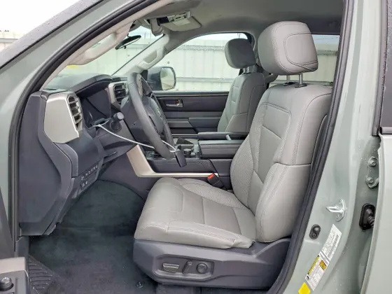 2024 Toyota Tundra 2WD SR5
