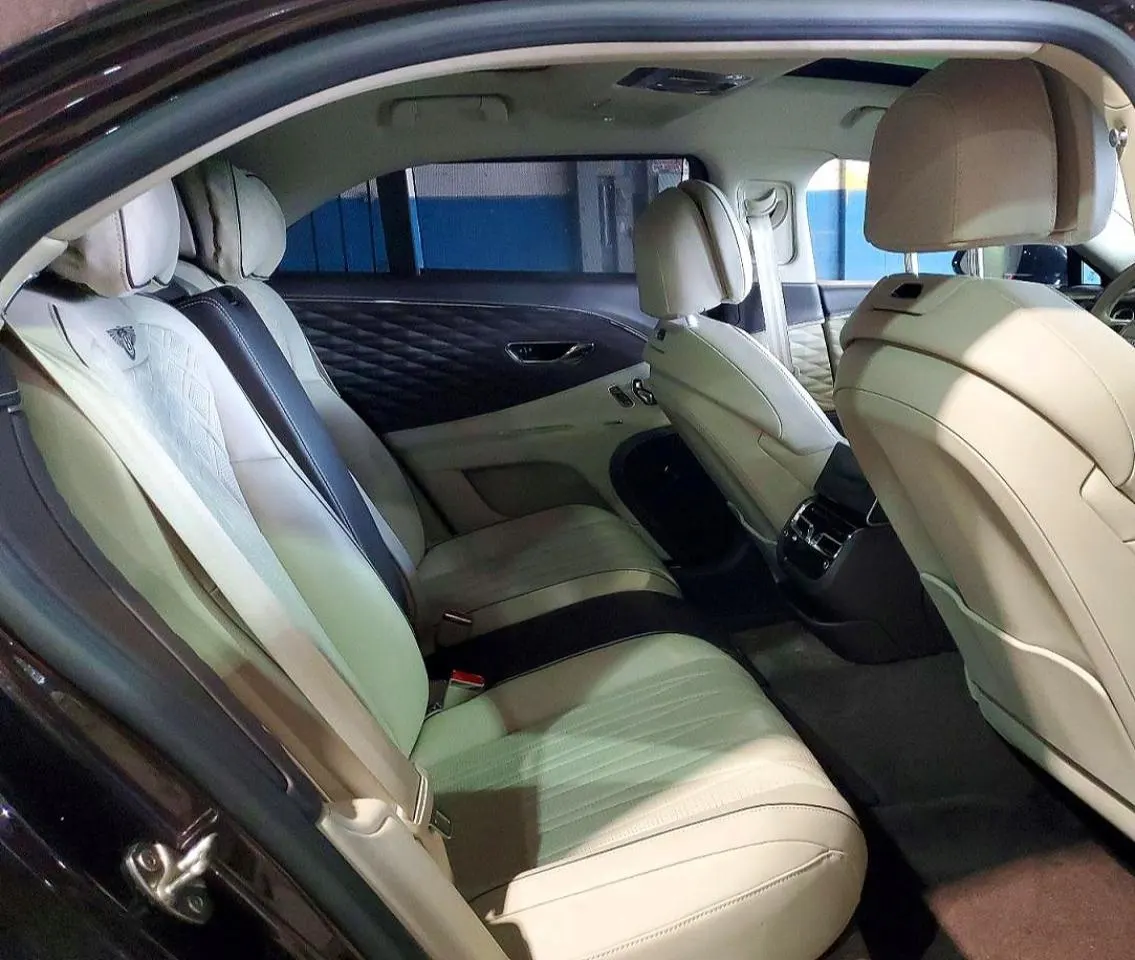 2022 Bentley Flying Spur V8