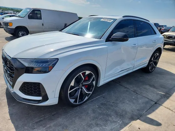 2022 Audi RS Q8