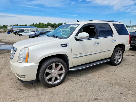 2012 Cadillac Escalade Luxury