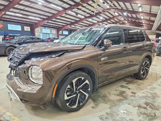 2023 Mitsubishi Outlander PHEV SEL
