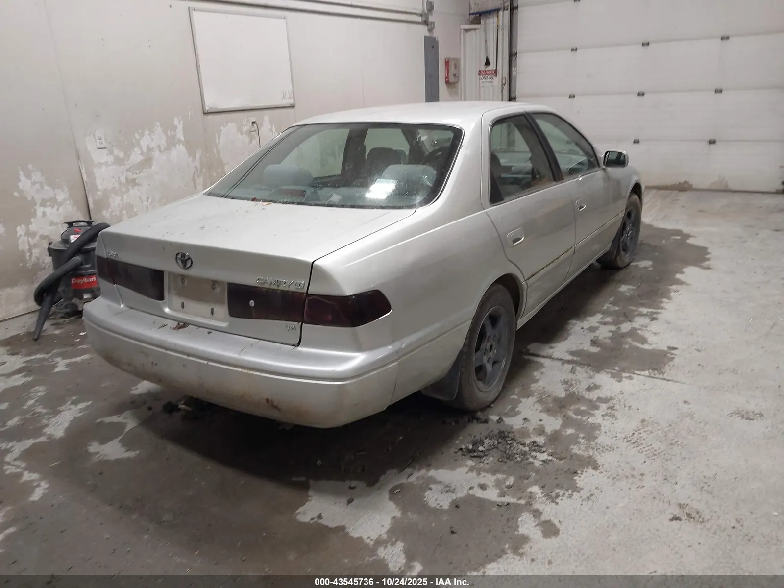 2001 Toyota Camry LE