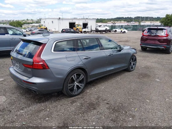 2020 Volvo V60 Inscription