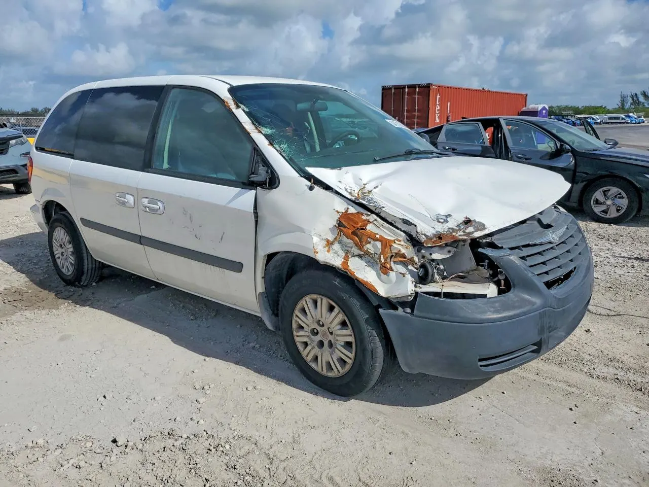 2006 Chrysler Town & Country SWB TOWN & COUNTRY