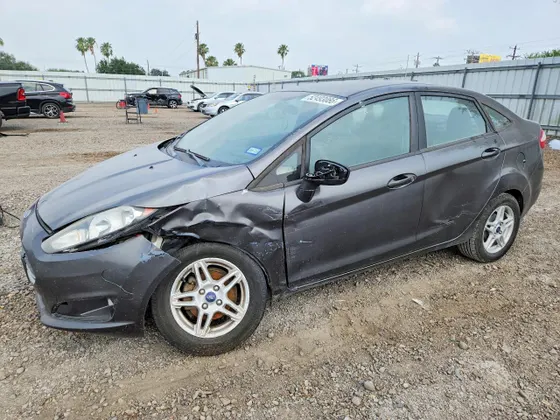 2017 Ford Fiesta SE