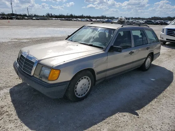 1989 Mercedes-Benz 300 Series 300TE