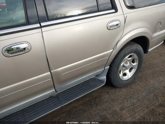 2002 Lincoln Navigator