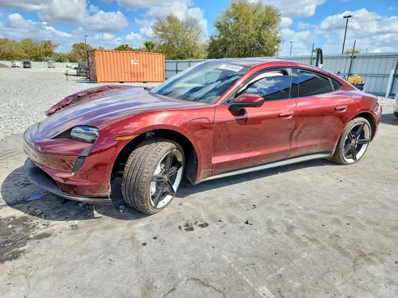 2021 Porsche Taycan