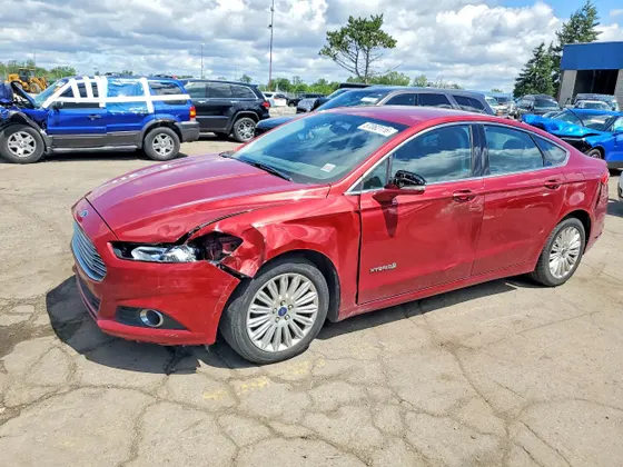 2013 Ford Fusion SE Hybrid