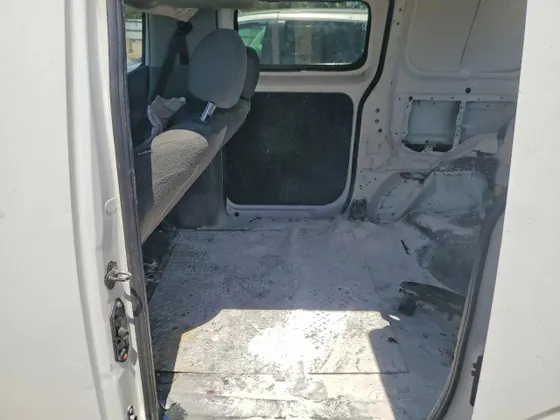 2013 Nissan NV200 SV