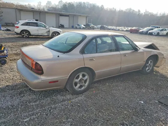 1999 Oldsmobile 88 LS