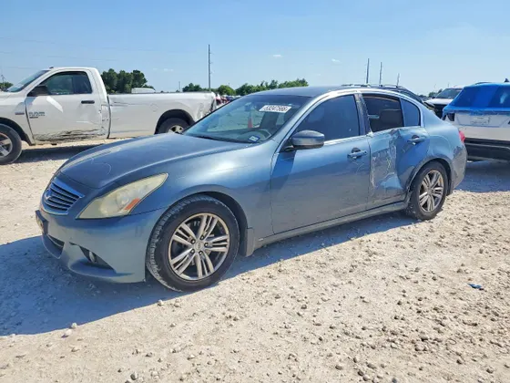 2010 INFINITI G37 Sedan Journey