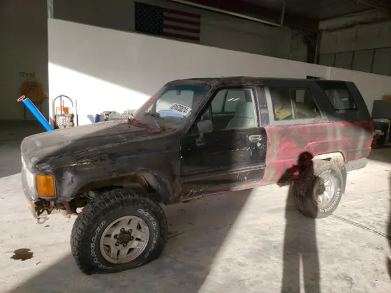 1986 Toyota 4Runner RN60