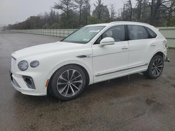 2022 Bentley Bentayga V8