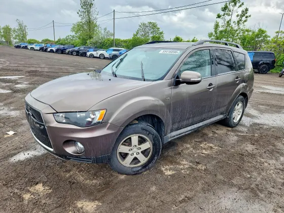 2012 Mitsubishi Outlander LS