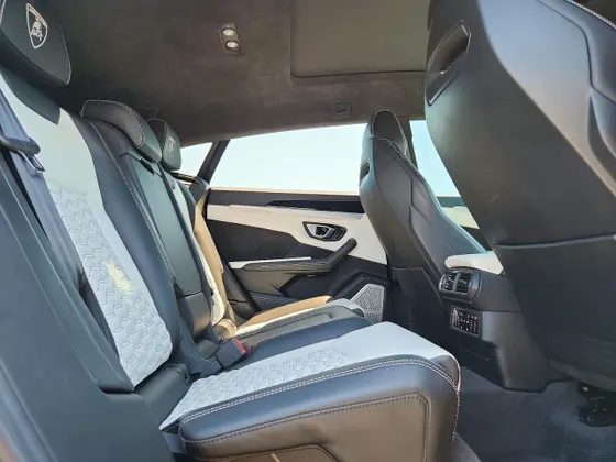 2019 Lamborghini Urus