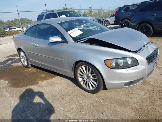2006 Volvo C70 T5