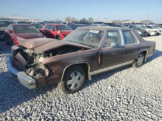 1990 Ford Crown Victoria CROWN VICT
