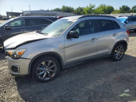 2013 Mitsubishi Outlander Sport LE