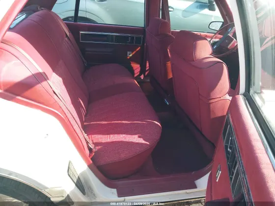 1990 Oldsmobile Delta 88 ROYALE