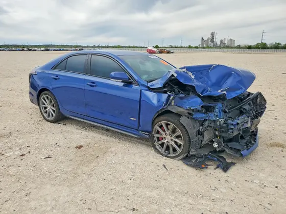 2022 Cadillac CT4-V