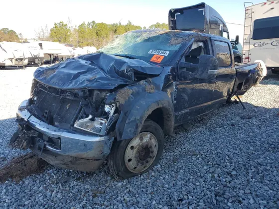 2020 Ford Super Duty F-450 DRW XL