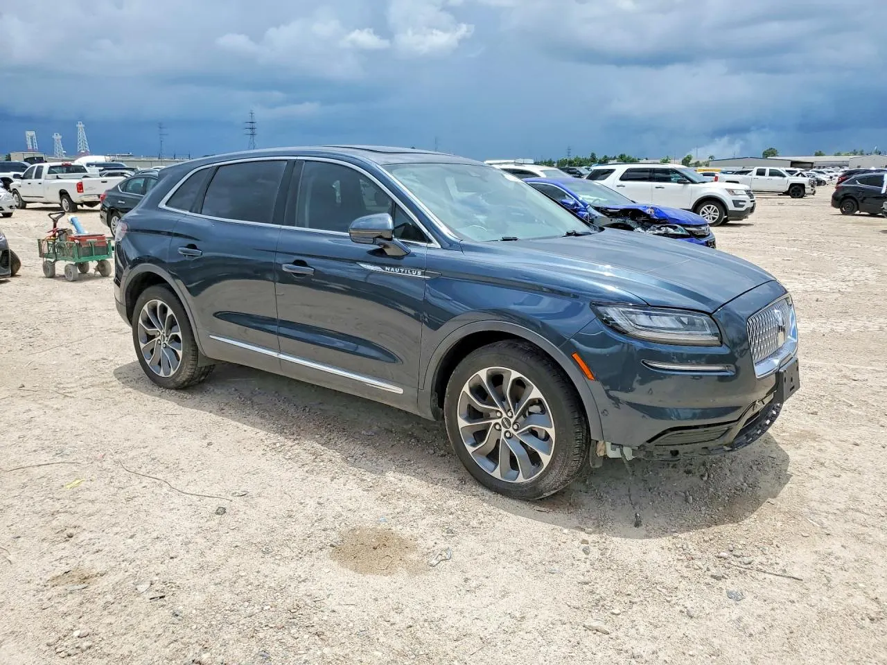 2022 Lincoln Nautilus Reserve