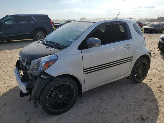 2014 Scion iQ 10 Series