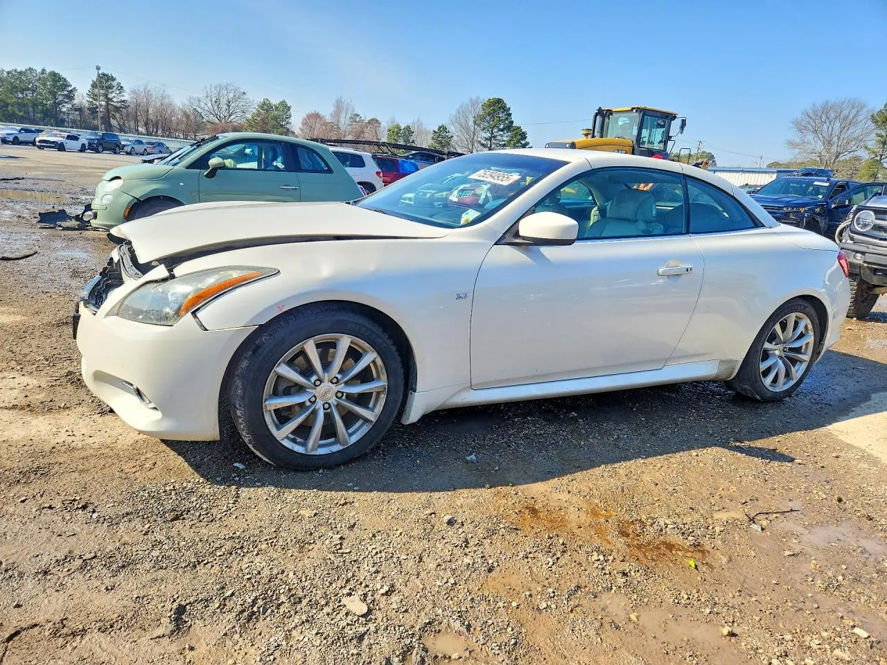 2015 INFINITI Q60 Convertible