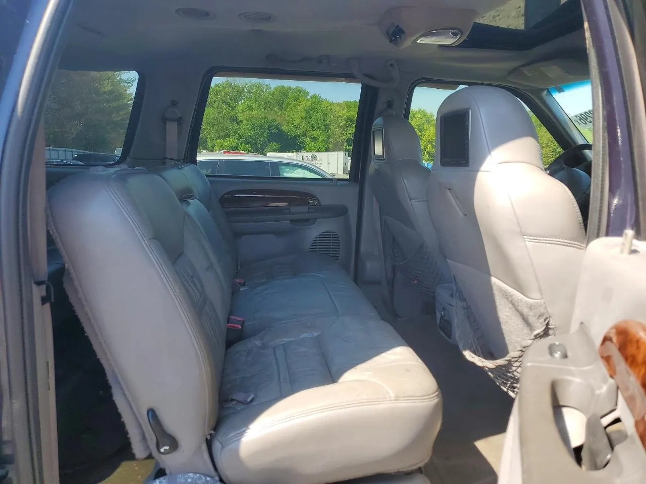 2000 Ford Excursion Limited