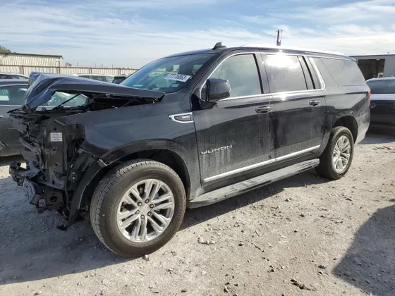 2021 GMC Yukon XL SLT