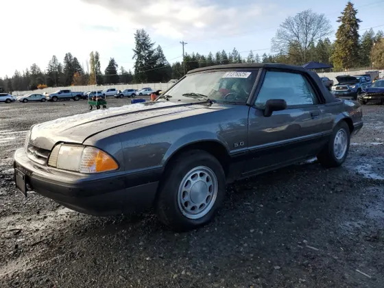 1990 Ford Mustang LX Sport