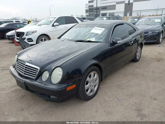2000 Mercedes-Benz CLK-Class