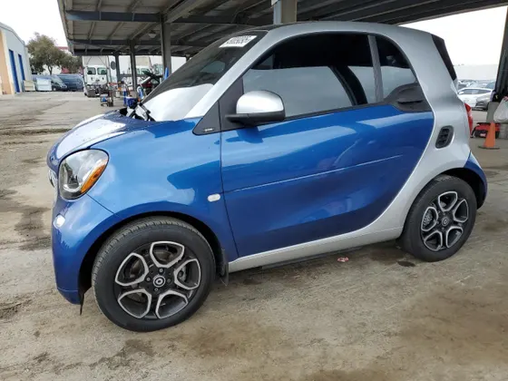 2018 smart fortwo electric drive pure