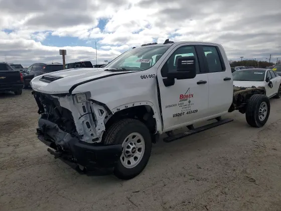 2024 Chevrolet Silverado 3500HD Work Truck