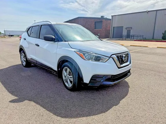 2018 Nissan Kicks SV
