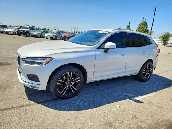 2021 Volvo XC60 Momentum
