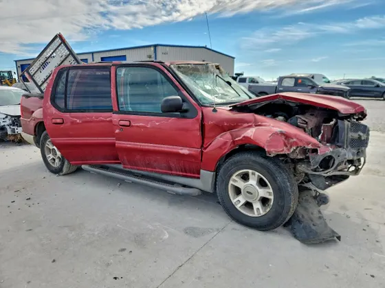 2003 Ford Explorer Sport Trac XLS