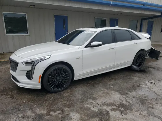 2020 Cadillac CT6-V