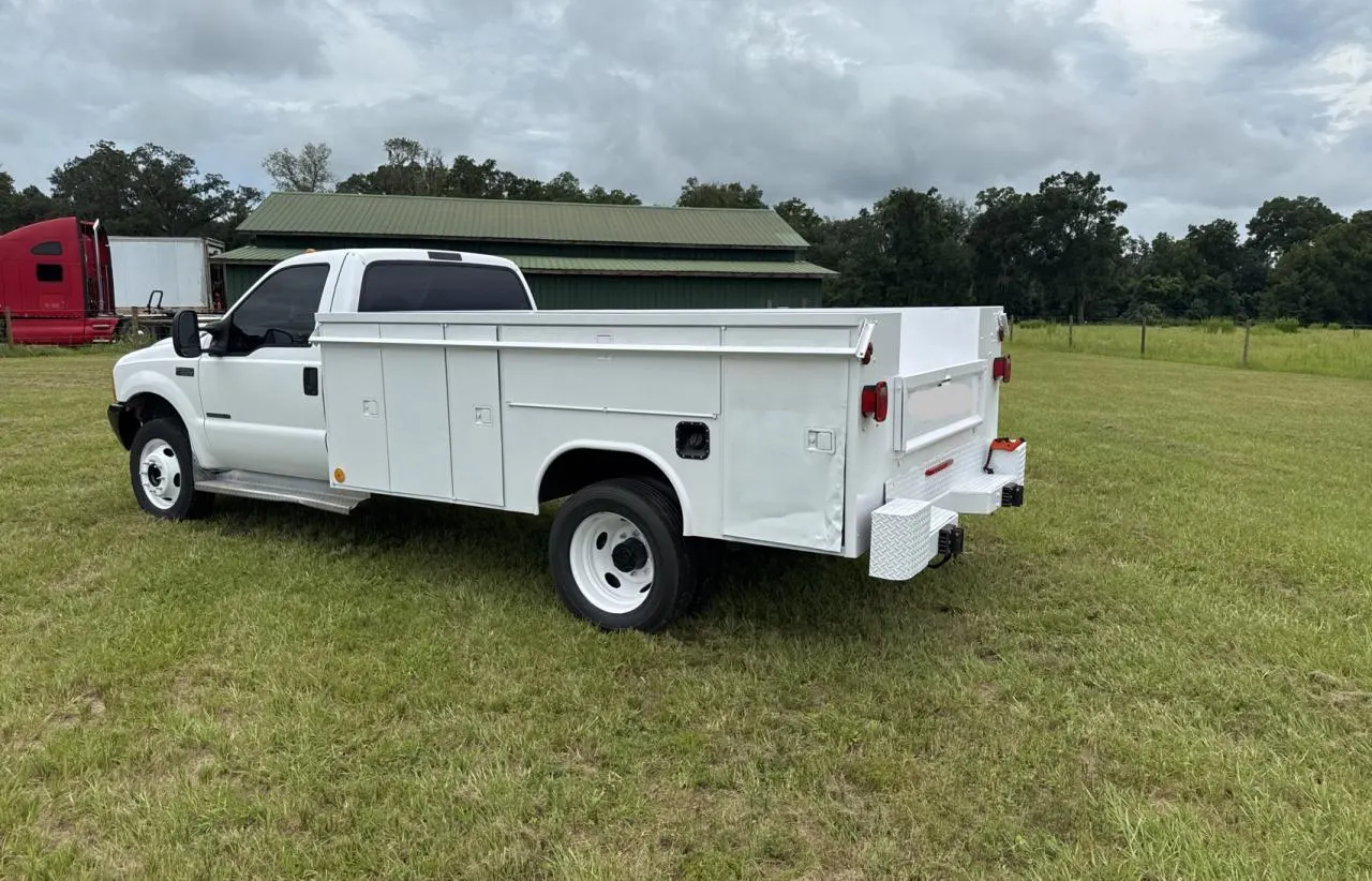 2003 Ford F-550 SUPER DUTY