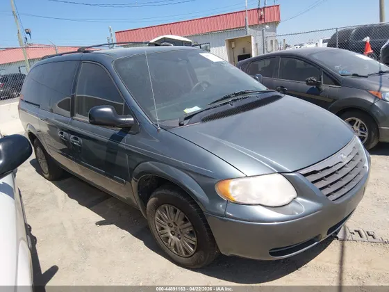 2007 Chrysler Town & Country LWB LX
