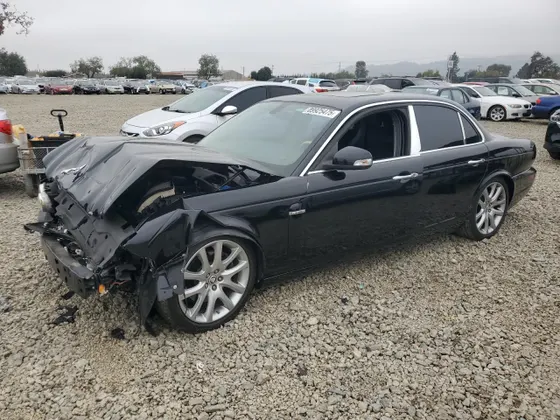 2009 Jaguar XJ Series XJ8