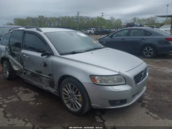 2010 Volvo V50 2.4I