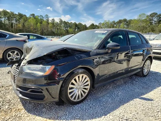 2016 Audi A3 e-tron Premium